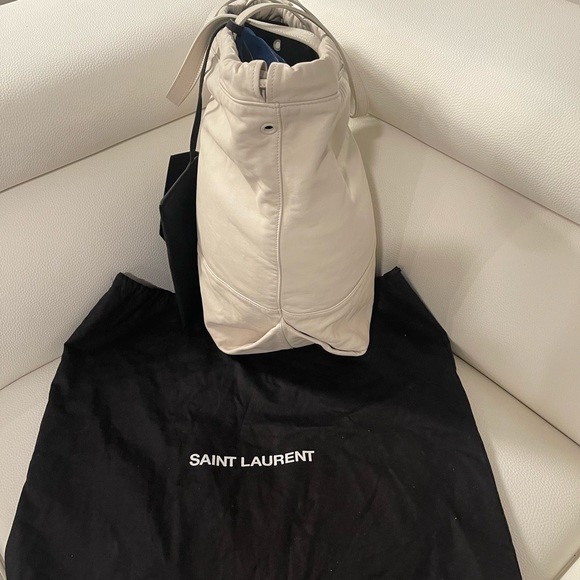 YSL authentic lamb skin bag. Card of authenticity. - Picture 17 of 17
